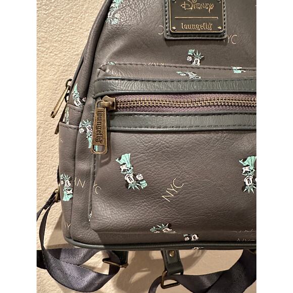 NWOT Loungefly Disney NYC Minnie Mouse Statue of Liberty Mini Backpack. - Picture 3 of 7